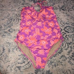 Swim suit